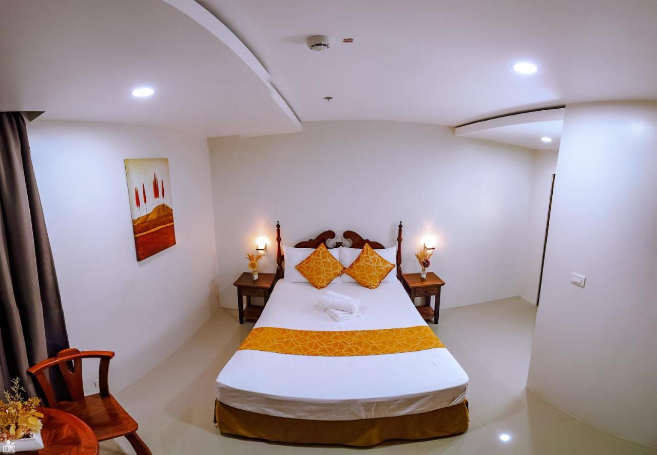 Dianna'S Inn Coron Zimmer foto